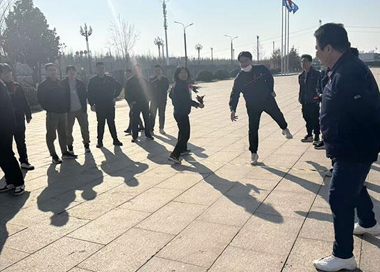 凝心聚力強堡壘，勇毅前行開新局